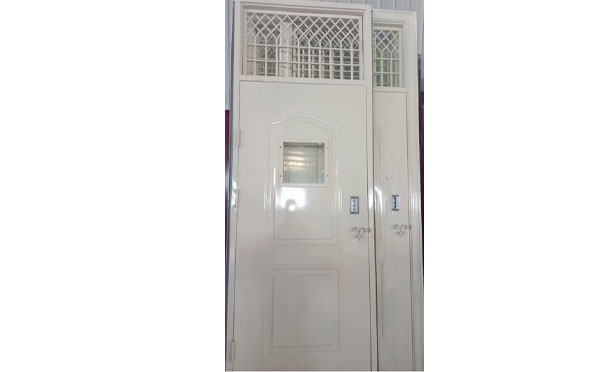 志丹学校教室门