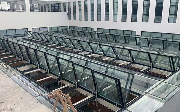 百安科技有限公司近期志丹排烟窗项目案例分享