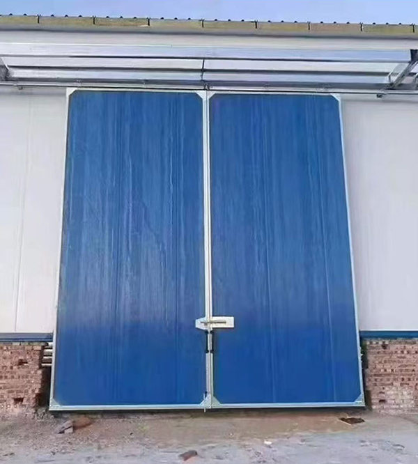 志丹工业门在大型仓储物流通道中的应用实例